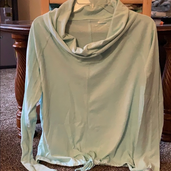 Columbia Cowl Neck Long Sleeve - Picture 1 of 2